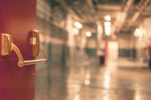 empty-hallway-200px