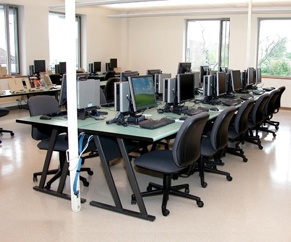Computer Lab Tables, Classroom Computer Tables