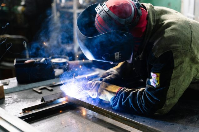 How to Choose the Best Welding Lab Equipment for Your Program