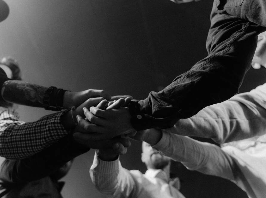 workforce handshake